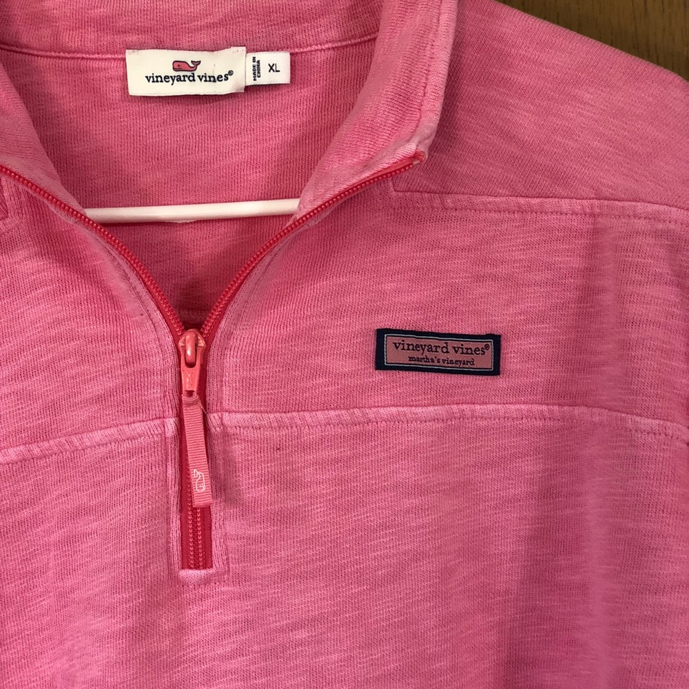 Vineyard Vines! 🐳